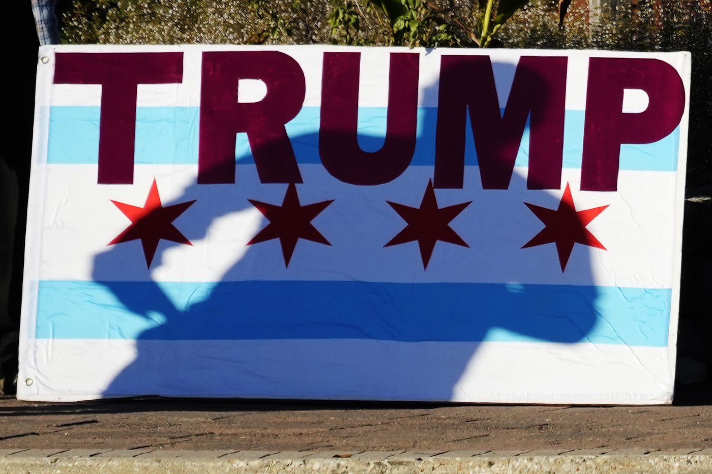 Canadian election watchers to gather in bars, homes to watch polarizing U.S. vote | iNFOnews.ca Canadian election watchers to gather in bars, homes to watch polarizing U.S. vote | iNFOnews.ca