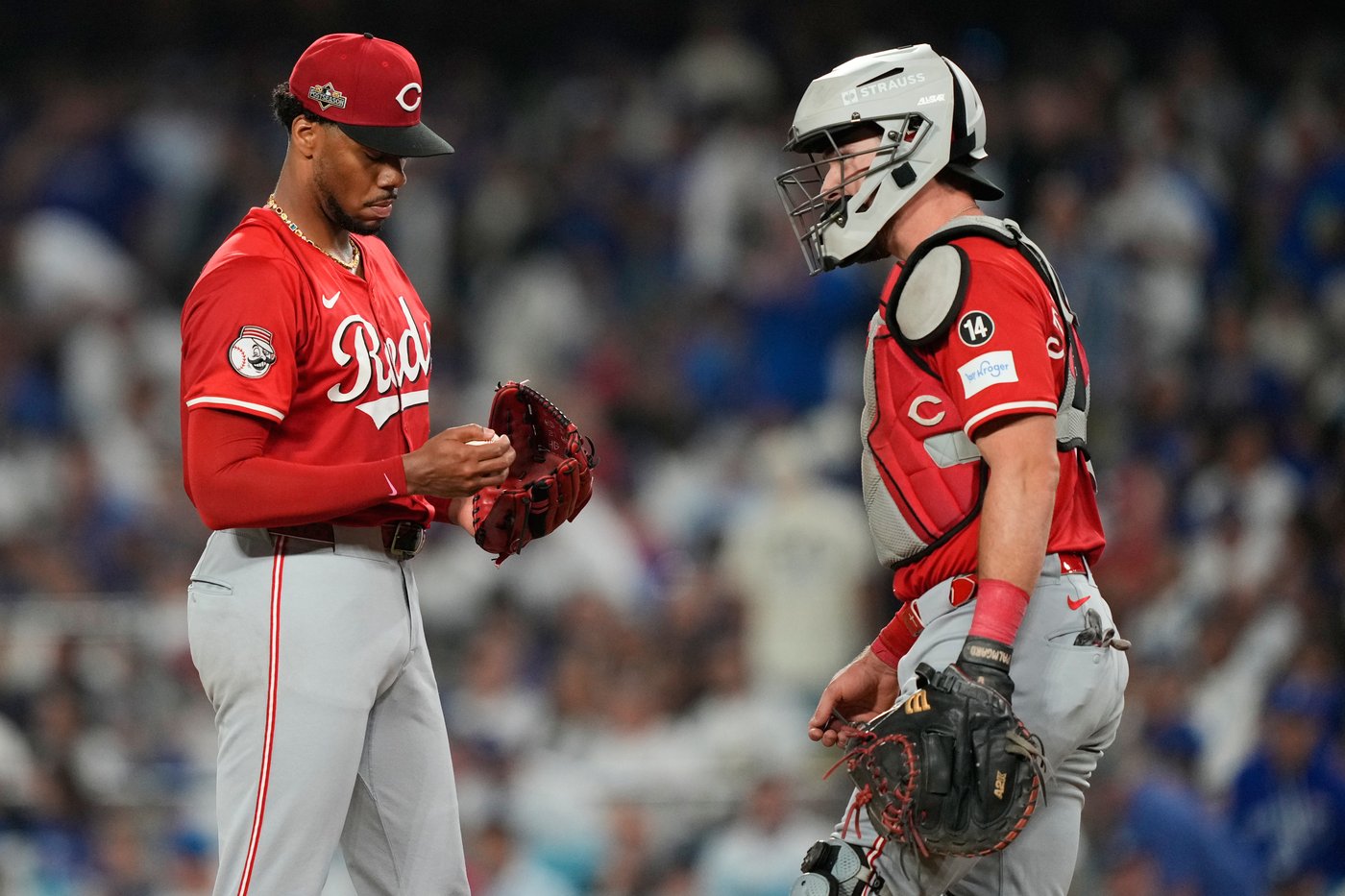 Reds ace Hunter Greene rocked in postseason debut back home in LA | iNFOnews.ca
