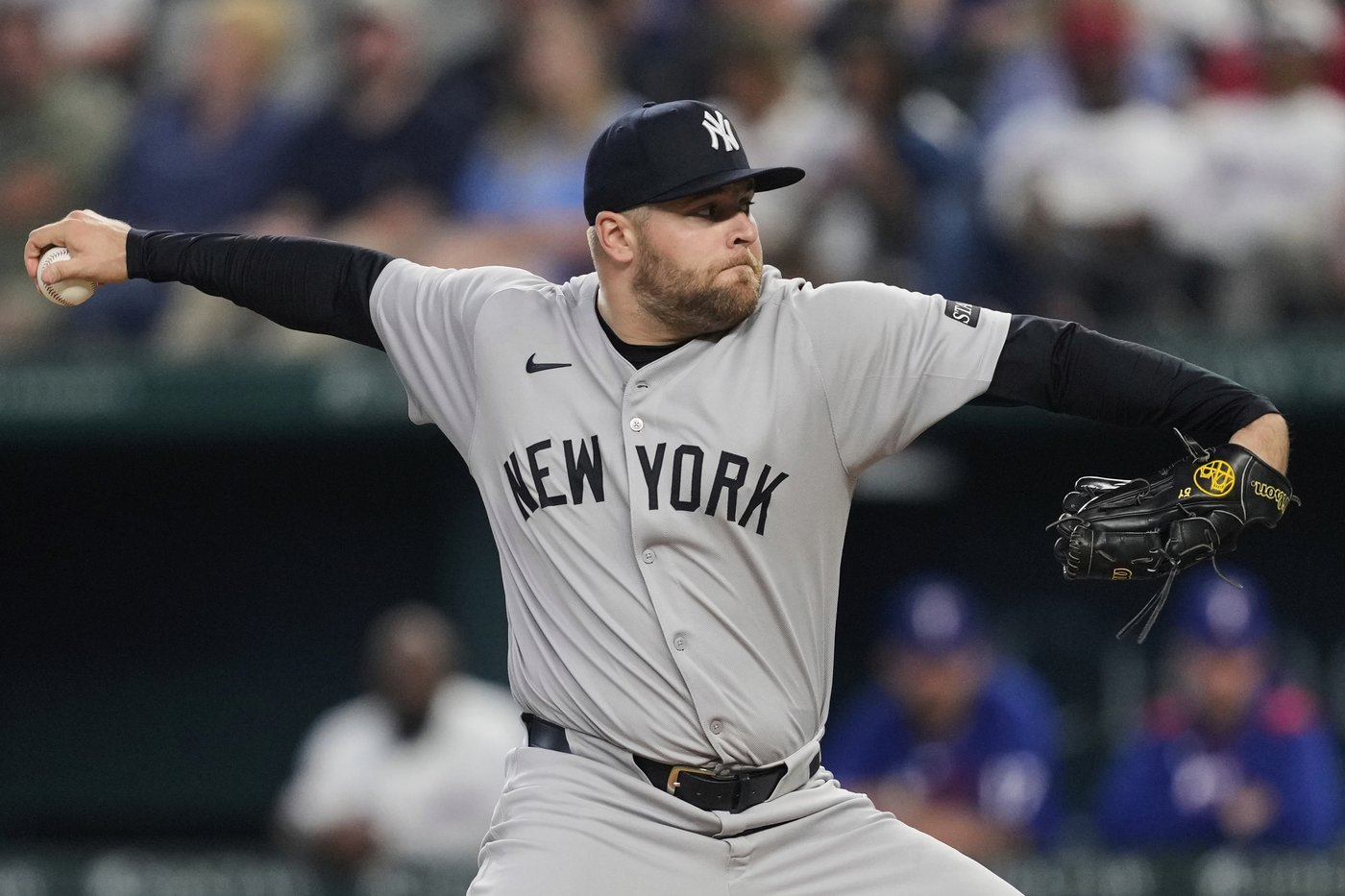 David Bednar goes longer than expected for his 1st Yankees save to end their 5-game skid | iNFOnews.ca