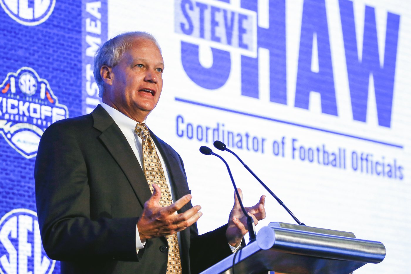 NCAA committee to consider coaches' proposal to combat 'unethical behavior' of fake injuries | iNFOnews.ca NCAA committee to consider coaches' proposal to combat 'unethical behavior' of fake injuries | iNFOnews.ca