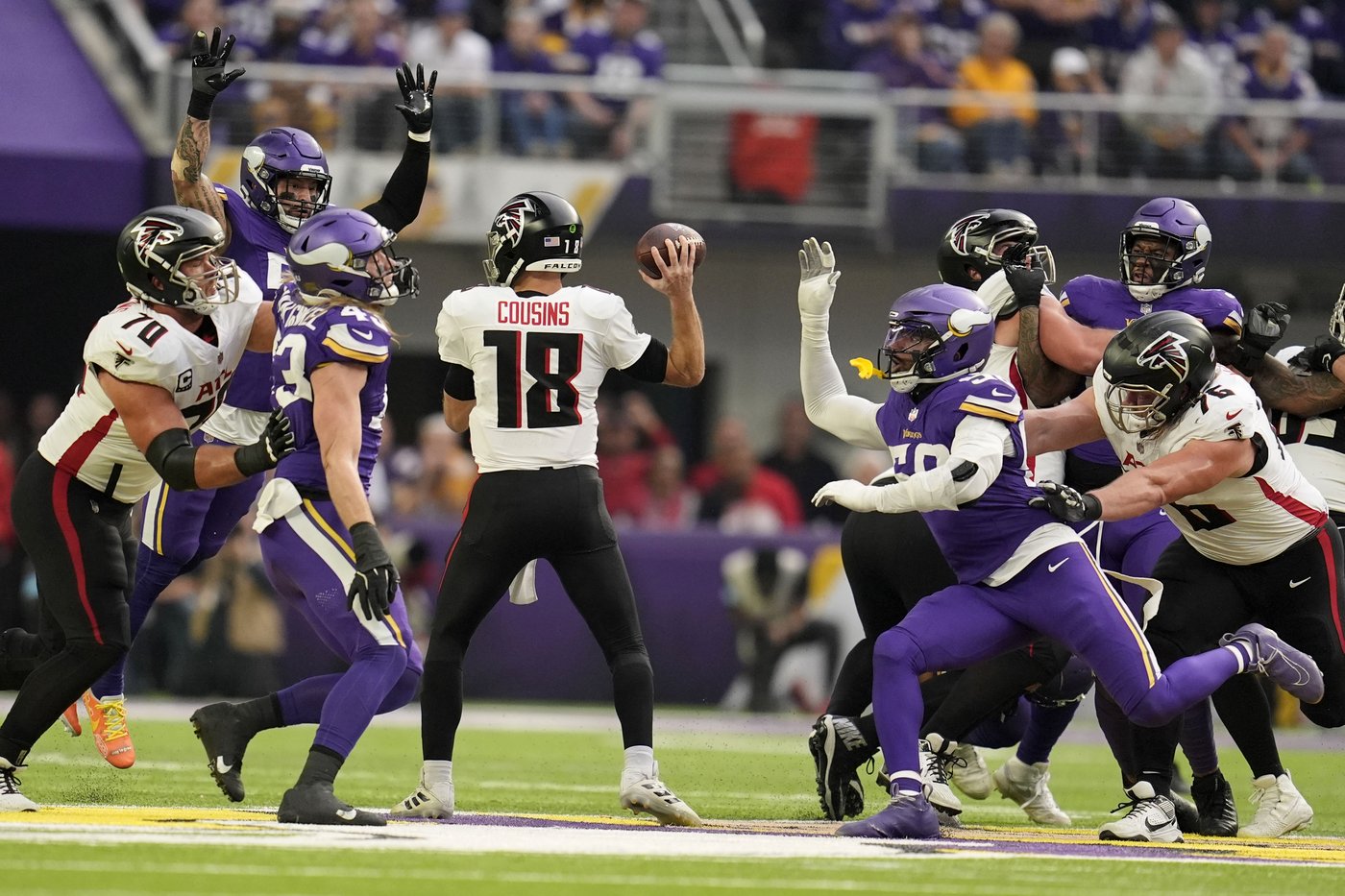 QB Kirk Cousins remains in a slump as the Vikings spoil his homecoming with 2 interceptions | iNFOnews.ca QB Kirk Cousins remains in a slump as the Vikings spoil his homecoming with 2 interceptions | iNFOnews.ca