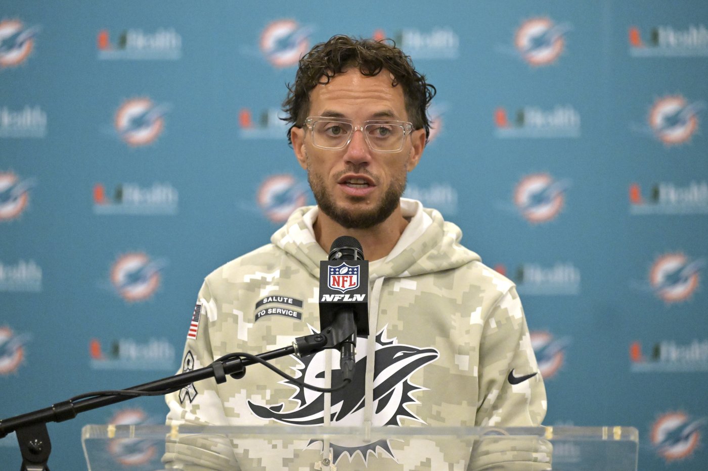 Dolphins have hope of turning season around after their complete performance against Rams | iNFOnews.ca