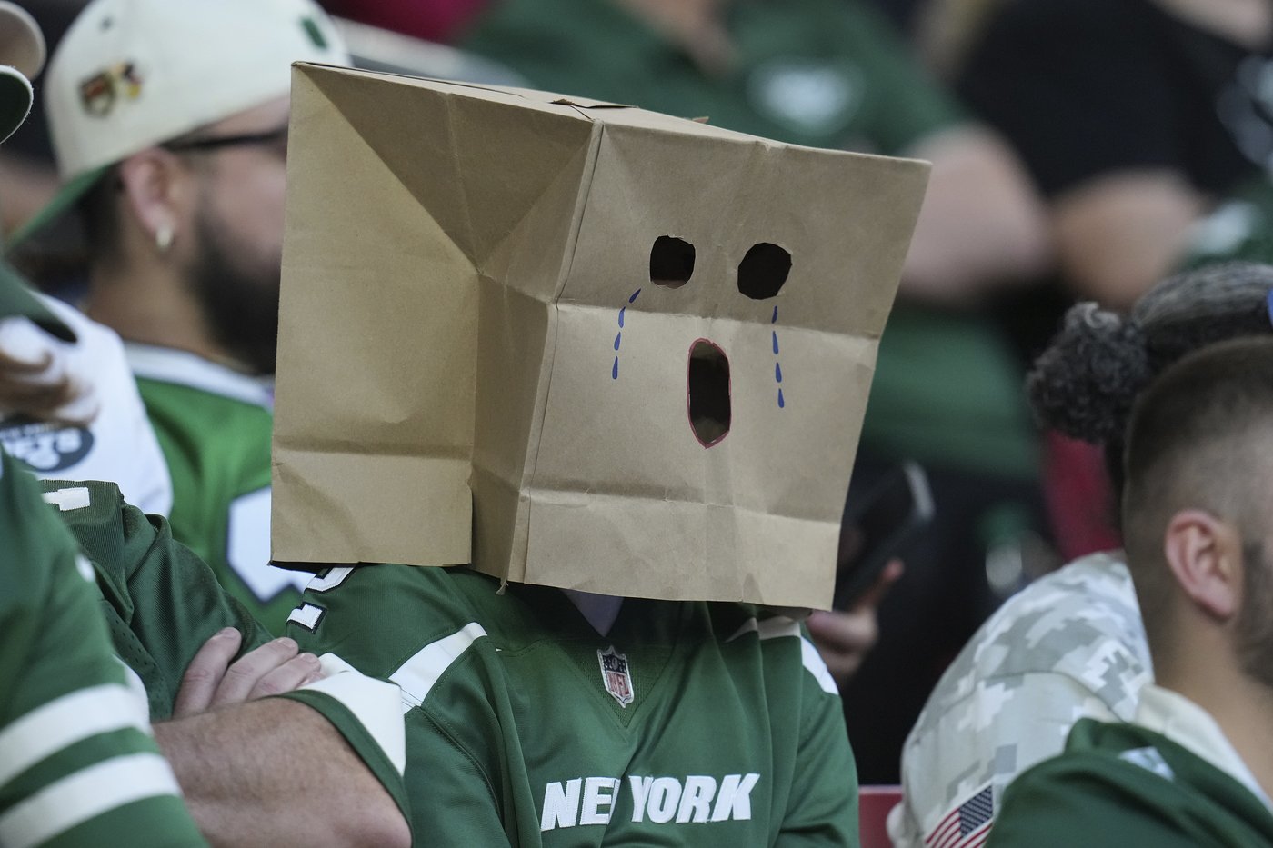Jets endure a humbling 31-6 loss to Cardinals and are running out of chances to turn things around | iNFOnews.ca