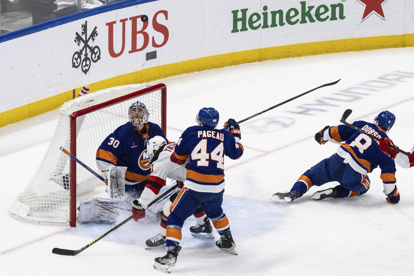 Jack Hughes scores second goal of night in OT as Devils rally to beat Islanders 4-3 | iNFOnews.ca Jack Hughes scores second goal of night in OT as Devils rally to beat Islanders 4-3 | iNFOnews.ca