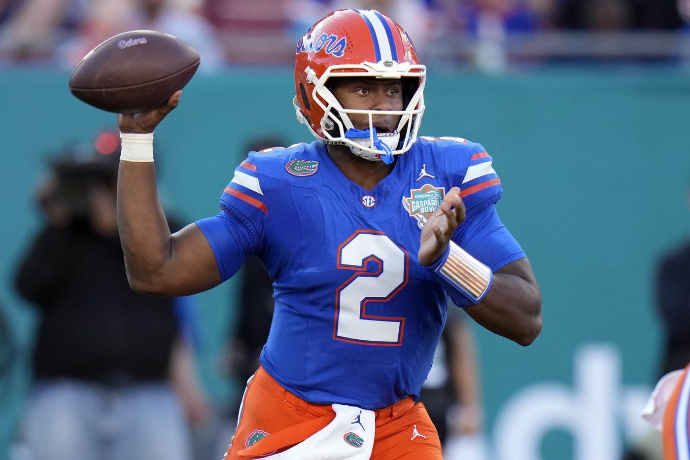 Lagway throws for 305 yards to help Florida trounce Tulane 33-8 in the Gasparilla Bowl | iNFOnews.ca Lagway throws for 305 yards to help Florida trounce Tulane 33-8 in the Gasparilla Bowl | iNFOnews.ca