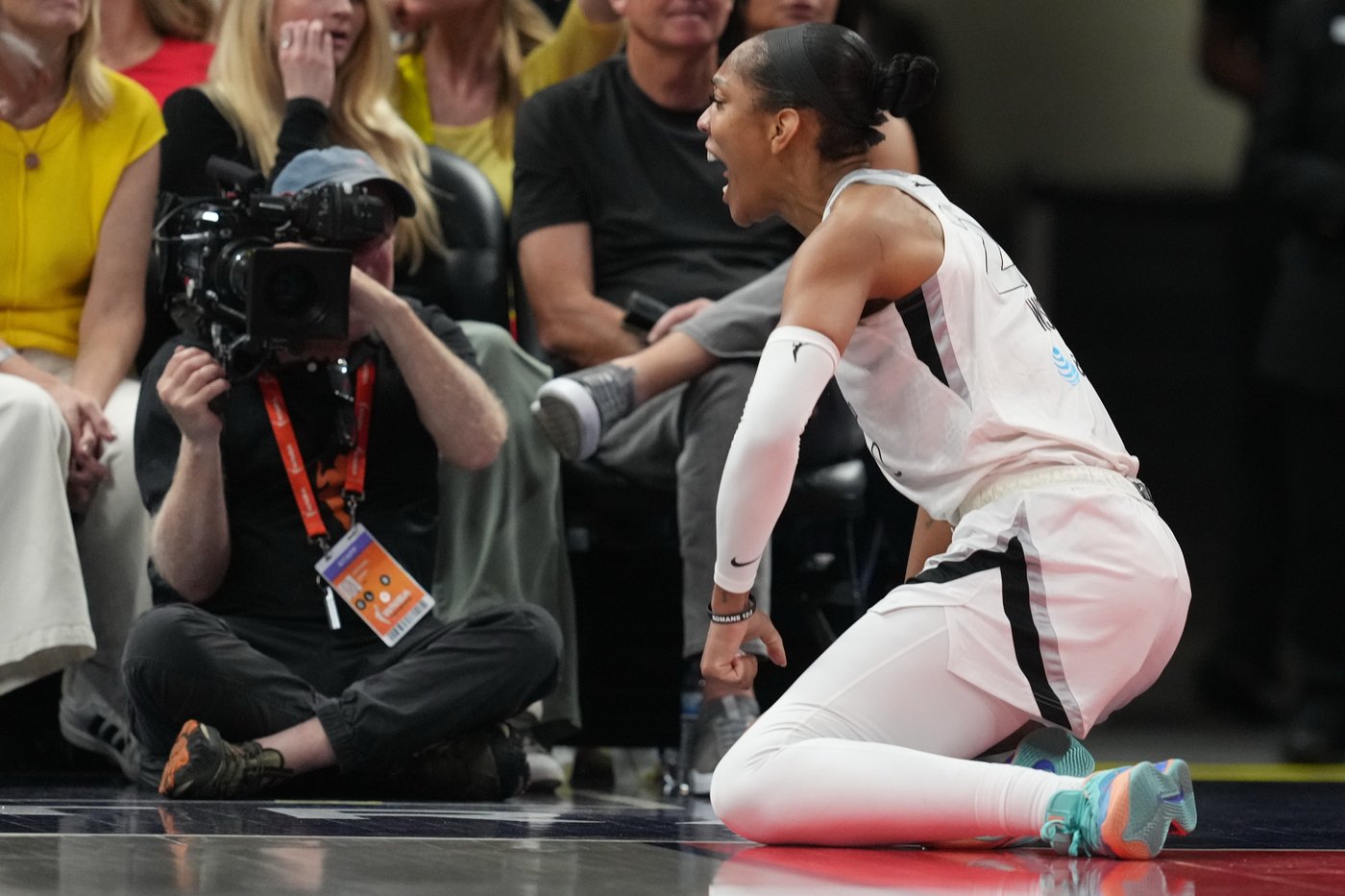 Jackie Young and NaLyssa Smith lead Aces past Fever 84-72 for 2-1 lead in WNBA semifinal series | iNFOnews.ca Jackie Young and NaLyssa Smith lead Aces past Fever 84-72 for 2-1 lead in WNBA semifinal series | iNFOnews.ca