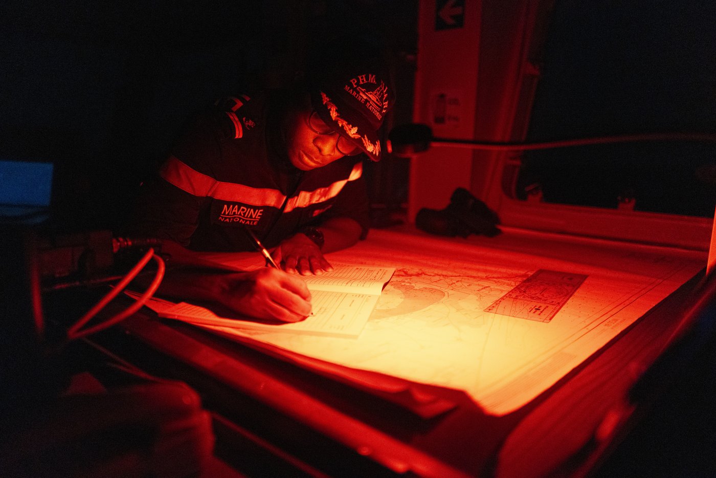 On board with Senegal’s navy as it searches for migrants on a popular but deadly route toward Europe | iNFOnews.ca On board with Senegal’s navy as it searches for migrants on a popular but deadly route toward Europe | iNFOnews.ca