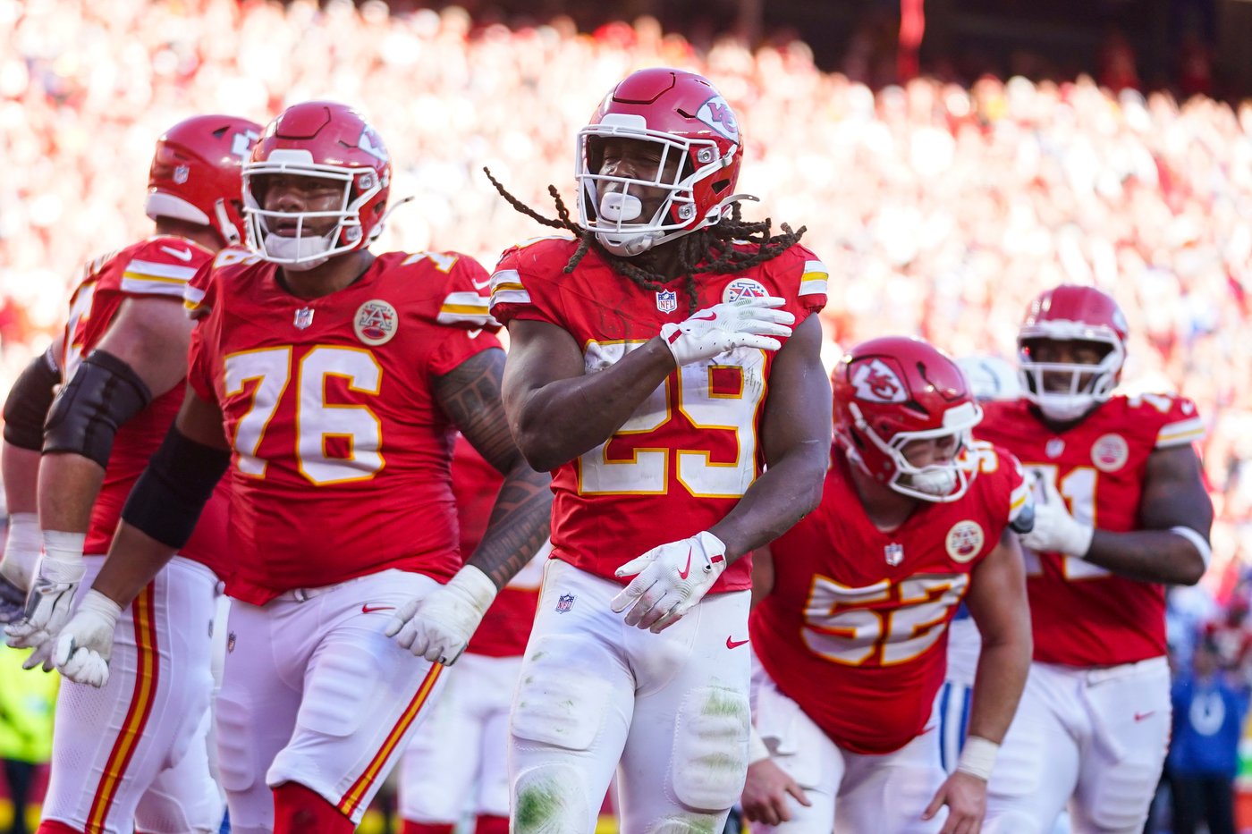 Chiefs' dramatic comeback win over Colts keeps playoff hopes alive | iNFOnews.ca Chiefs' dramatic comeback win over Colts keeps playoff hopes alive | iNFOnews.ca