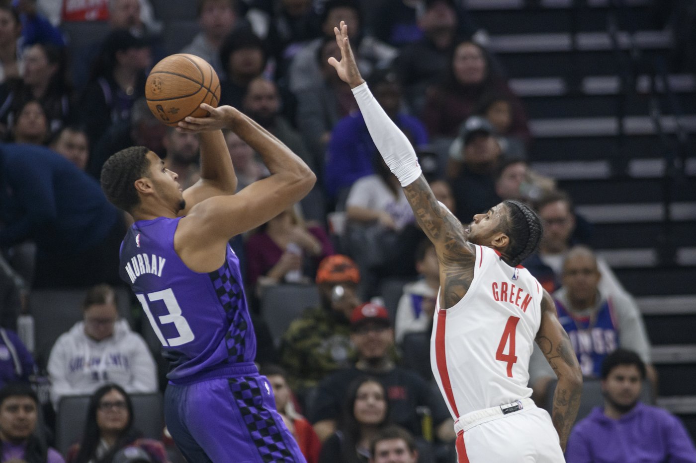 The Kings make 15 straight shots to beat the Rockets 120-111 | iNFOnews.ca