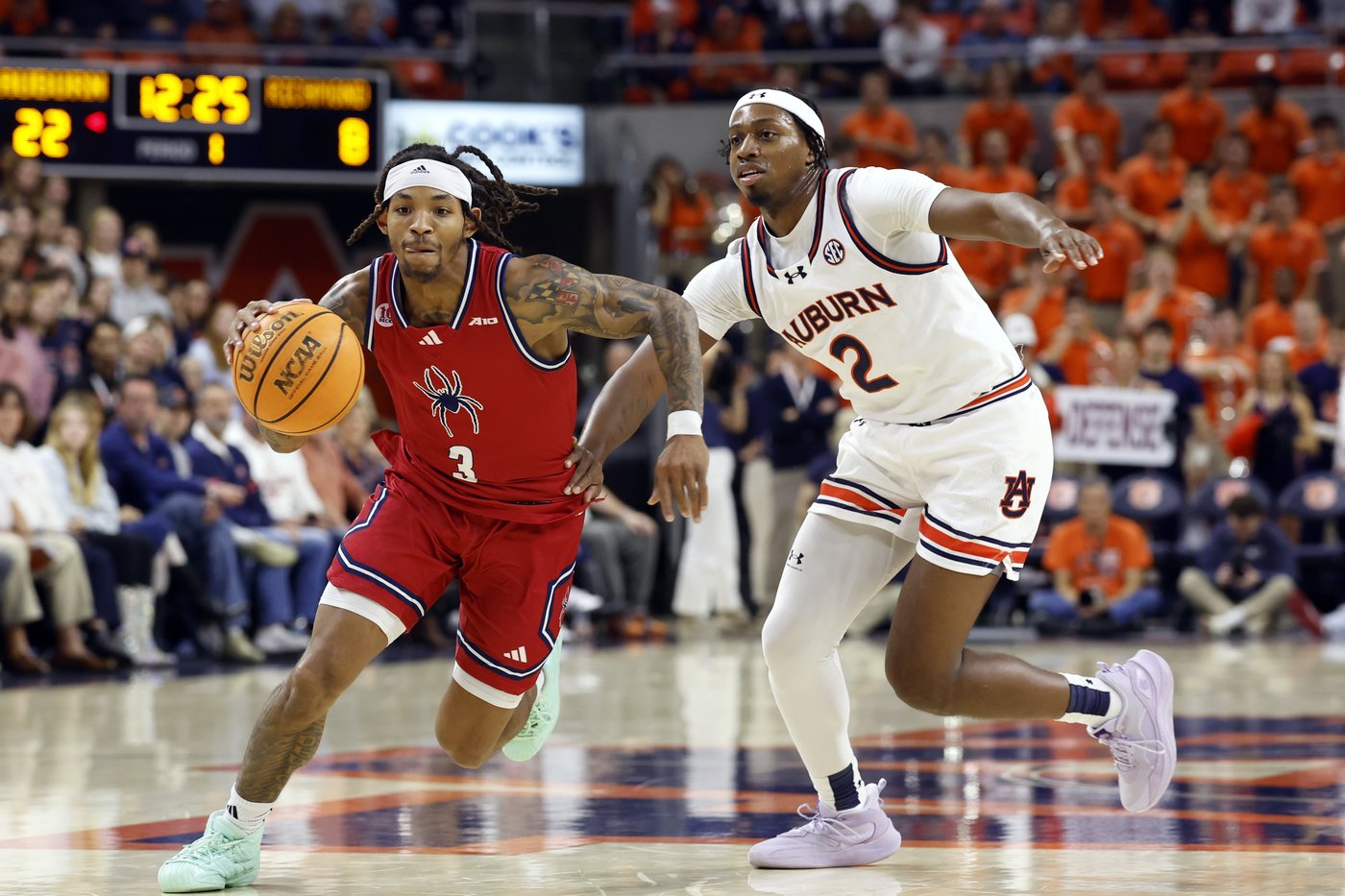 Miles Kelly helps No. 2 Auburn beat Richmond 98-54 | iNFOnews.ca Miles Kelly helps No. 2 Auburn beat Richmond 98-54 | iNFOnews.ca