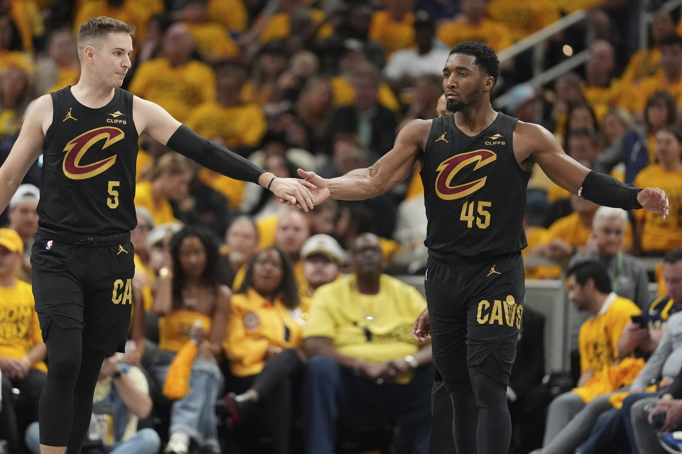 Donovan Mitchell scores 43 and Cavaliers beat the Pacers 126-104 to cut series deficit to 2-1 | iNFOnews.ca Donovan Mitchell scores 43 and Cavaliers beat the Pacers 126-104 to cut series deficit to 2-1 | iNFOnews.ca