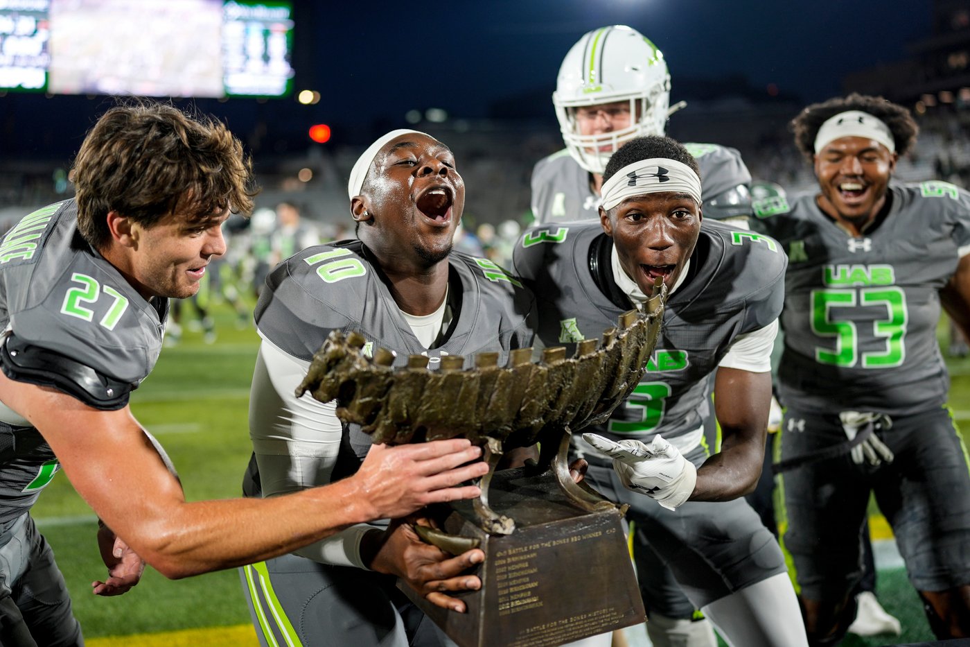 UAB stuns No. 22 Memphis with goal-line stand, an emotional win for interim coach Alex Mortensen | iNFOnews.ca UAB stuns No. 22 Memphis with goal-line stand, an emotional win for interim coach Alex Mortensen | iNFOnews.ca