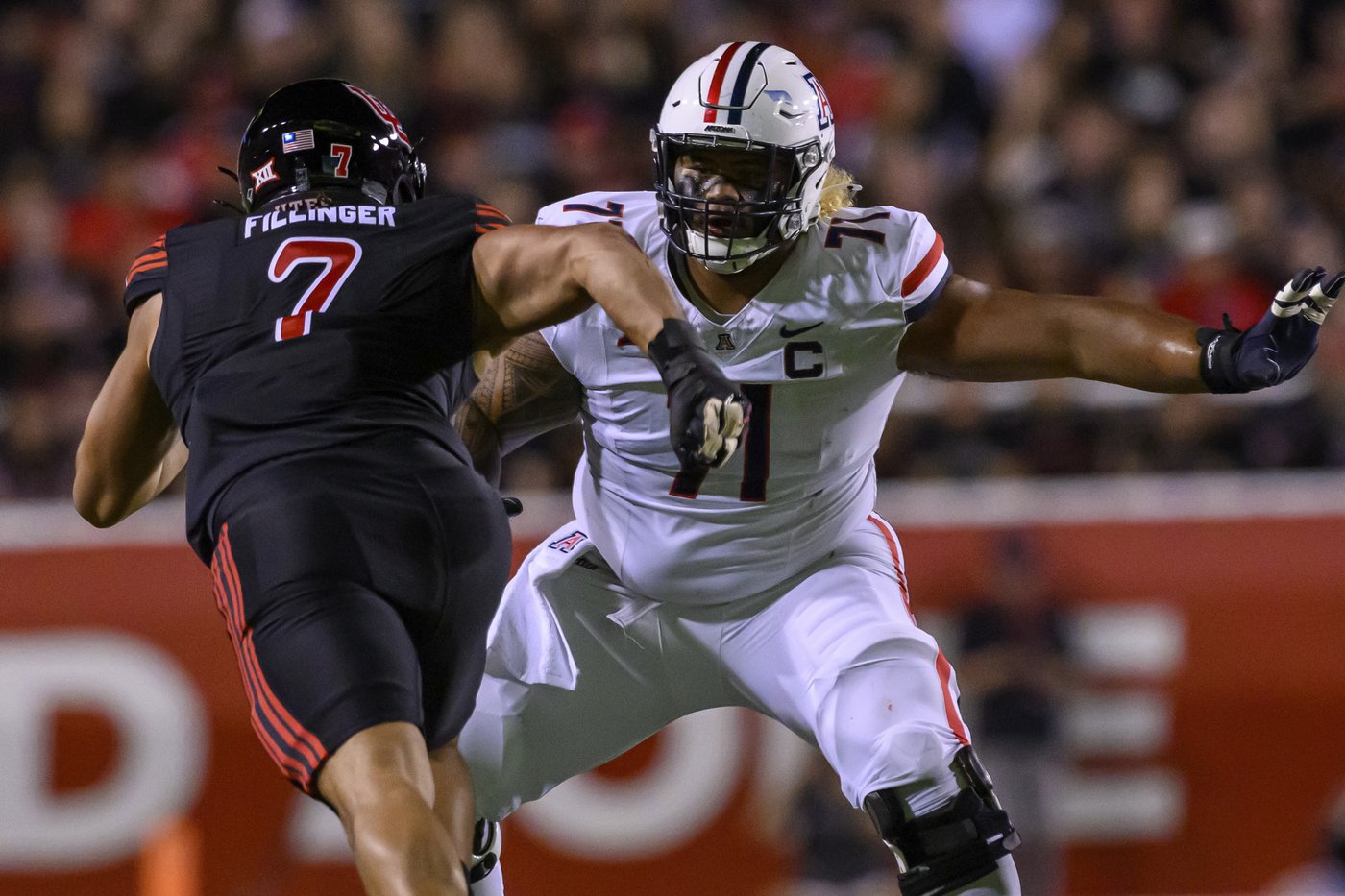 Fifita throws 2 TDs and Arizona's defense stops No. 10 Utah on four 4th downs in 23-10 win | iNFOnews.ca Fifita throws 2 TDs and Arizona's defense stops No. 10 Utah on four 4th downs in 23-10 win | iNFOnews.ca
