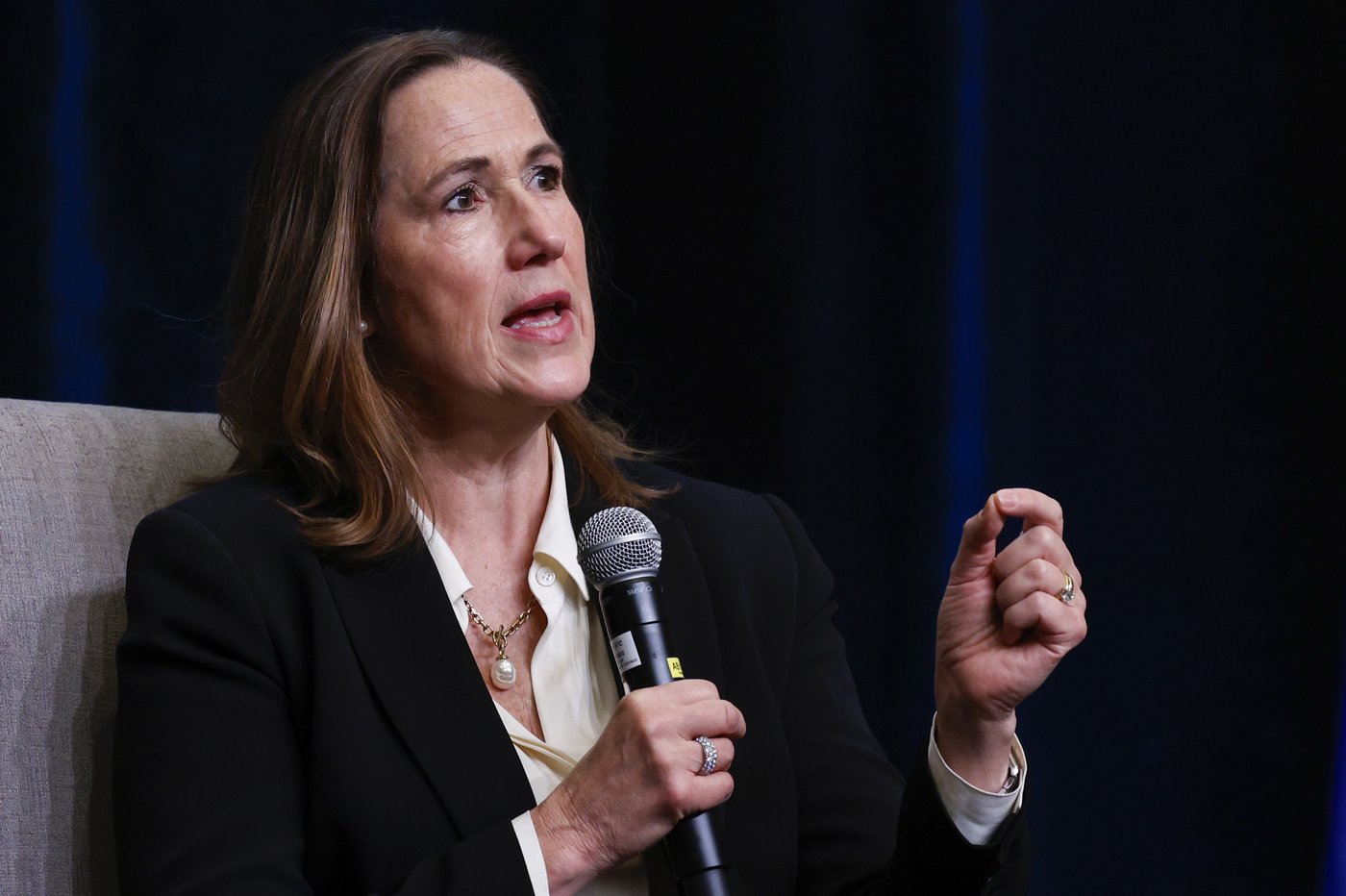 In the news today: labour code changes, ex-envoy on U.S. trade, MapQuest bucks Trump | iNwheels