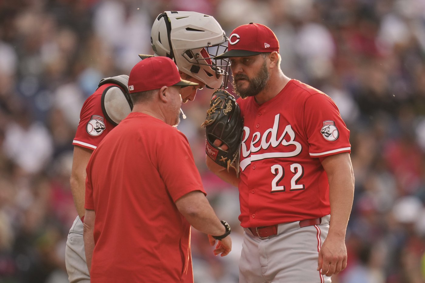 Reds pitcher Wade Miley accused in court documents of being drug supplier for the late Tyler Skaggs | iNFOnews.ca