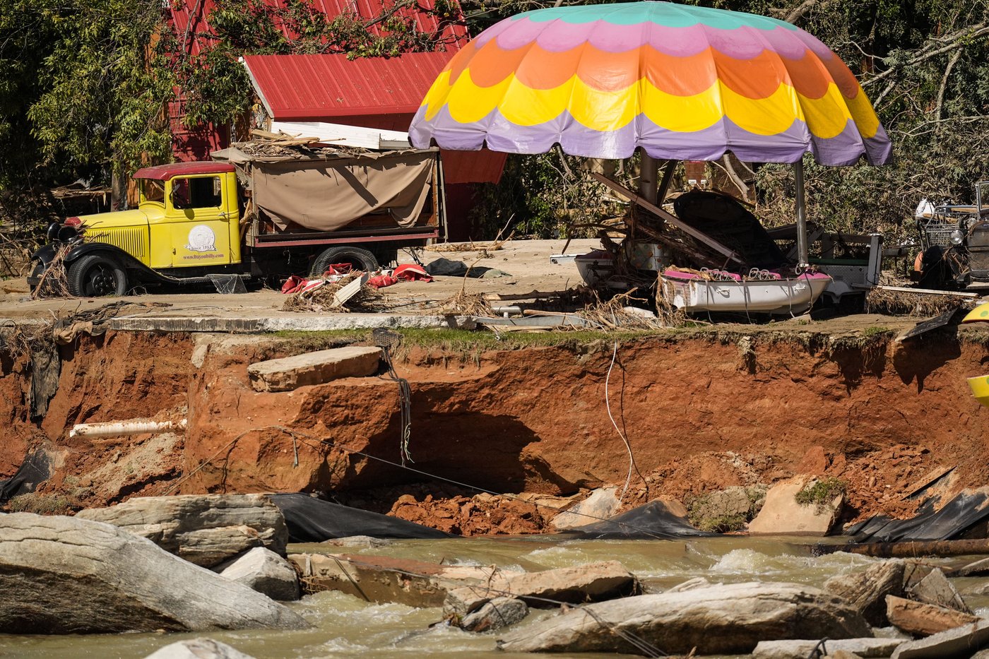 Inside the North Carolina mountain town that Hurricane Helene nearly wiped off the map | iNFOnews.ca Inside the North Carolina mountain town that Hurricane Helene nearly wiped off the map | iNFOnews.ca