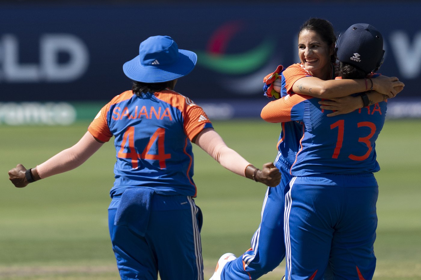 Indian women notch cautious 6-wicket win over archrival Pakistan at T20 World Cup | iNFOnews.ca Indian women notch cautious 6-wicket win over archrival Pakistan at T20 World Cup | iNFOnews.ca