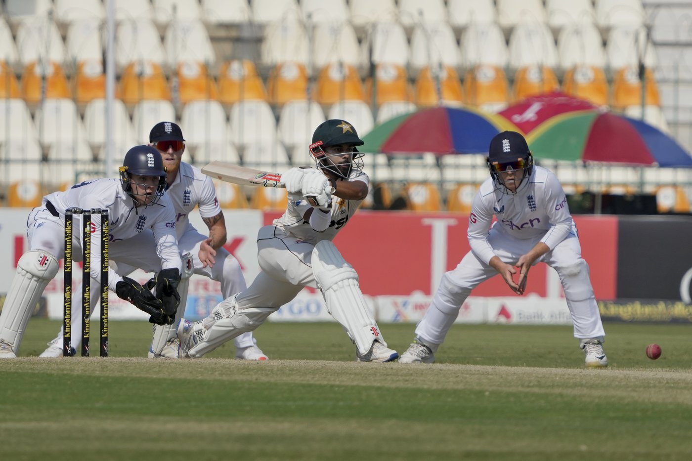 Sajid Khan drives Pakistan into strong position against scratchy England in 2nd test | iNFOnews.ca Sajid Khan drives Pakistan into strong position against scratchy England in 2nd test | iNFOnews.ca