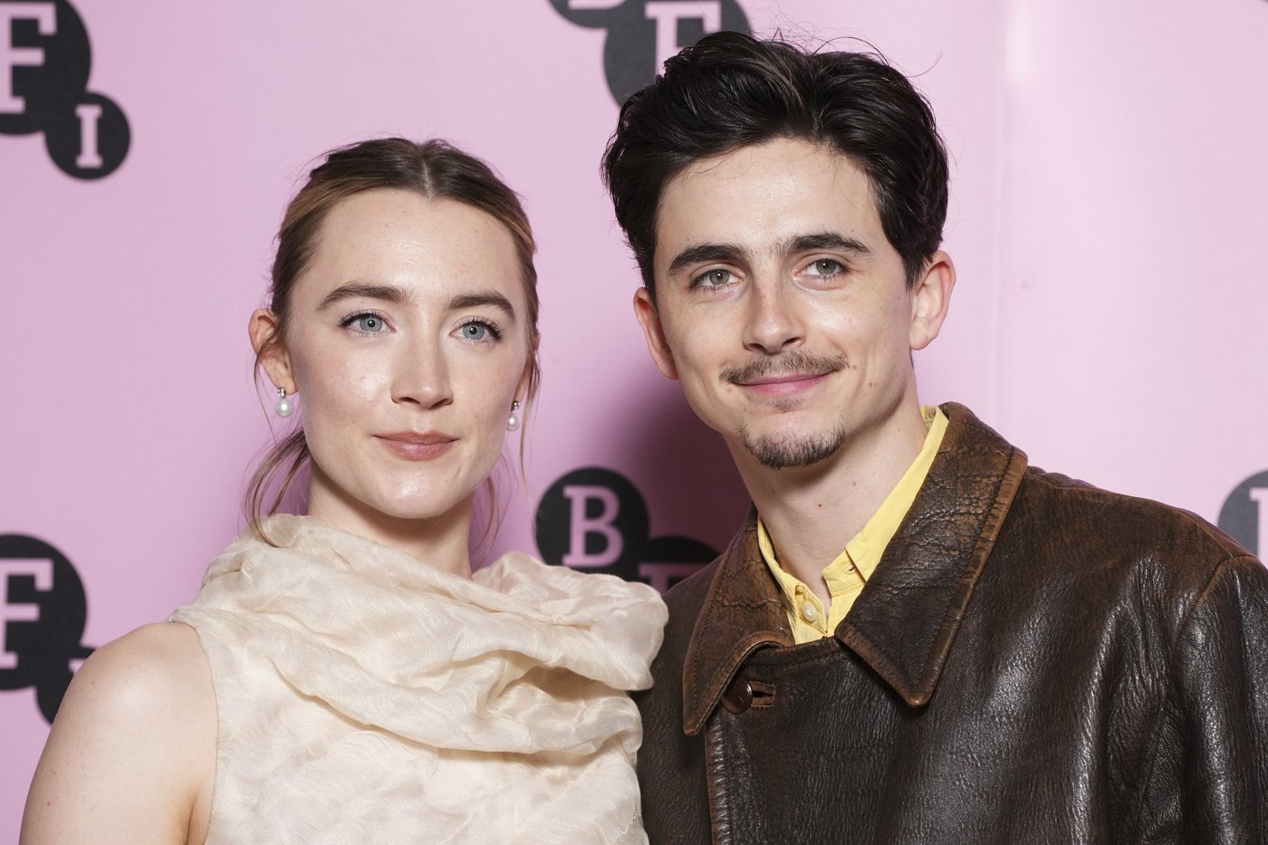 Timothée Chalamet and Saoirse Ronan chat fame and friendship | iNFOnews.ca