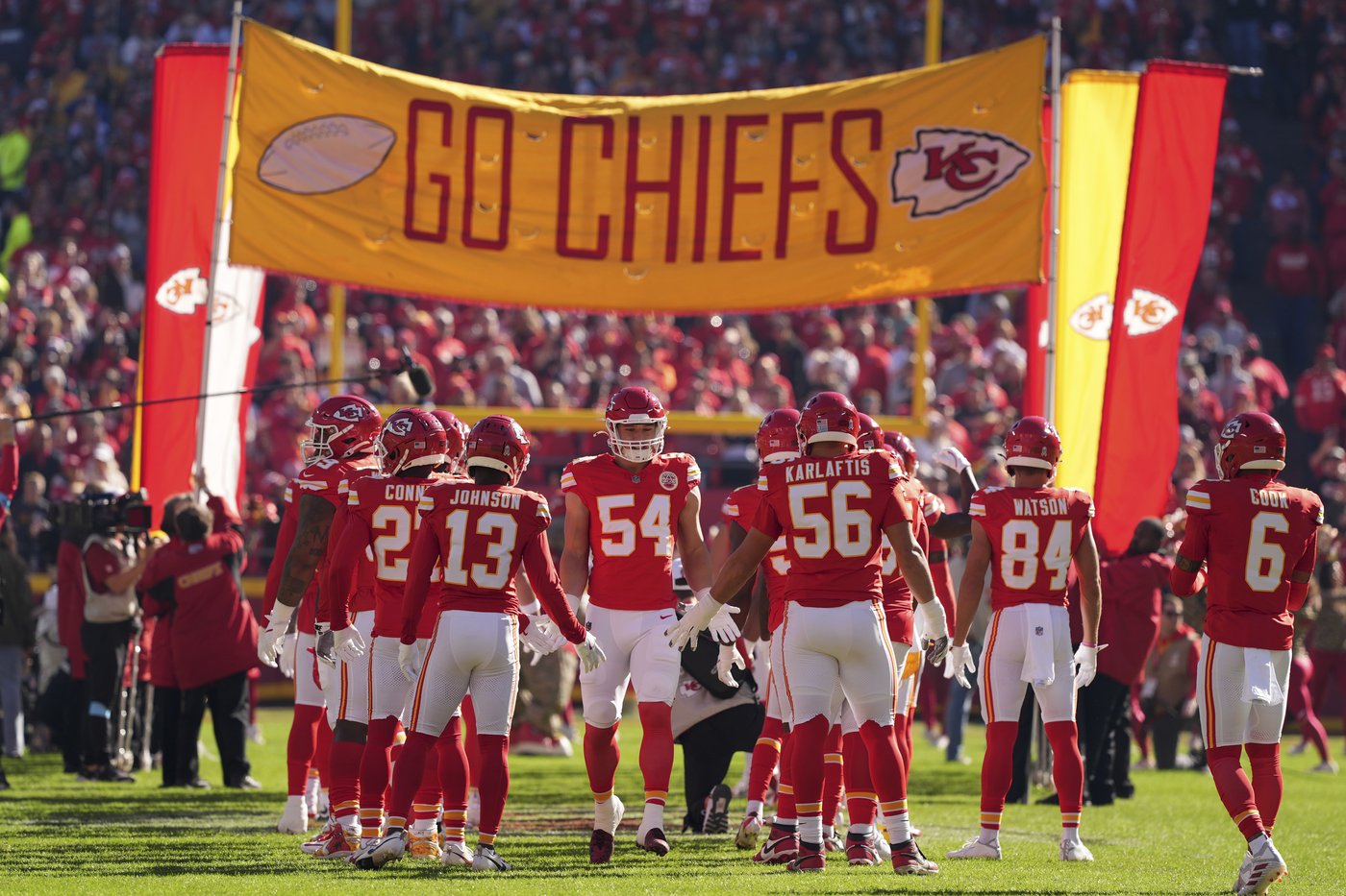 Unbeaten Chiefs travel to face Bills in matchup of AFC division leaders | iNFOnews.ca Unbeaten Chiefs travel to face Bills in matchup of AFC division leaders | iNFOnews.ca