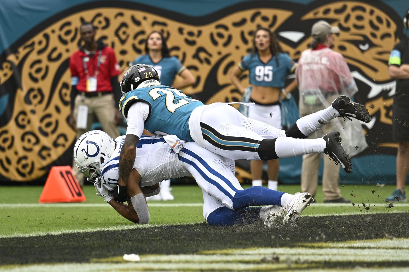 AP Source: Michael Pittman Jr.'s back injury adds new concern to Colts growing injury list | iNFOnews.ca AP Source: Michael Pittman Jr.'s back injury adds new concern to Colts growing injury list | iNFOnews.ca