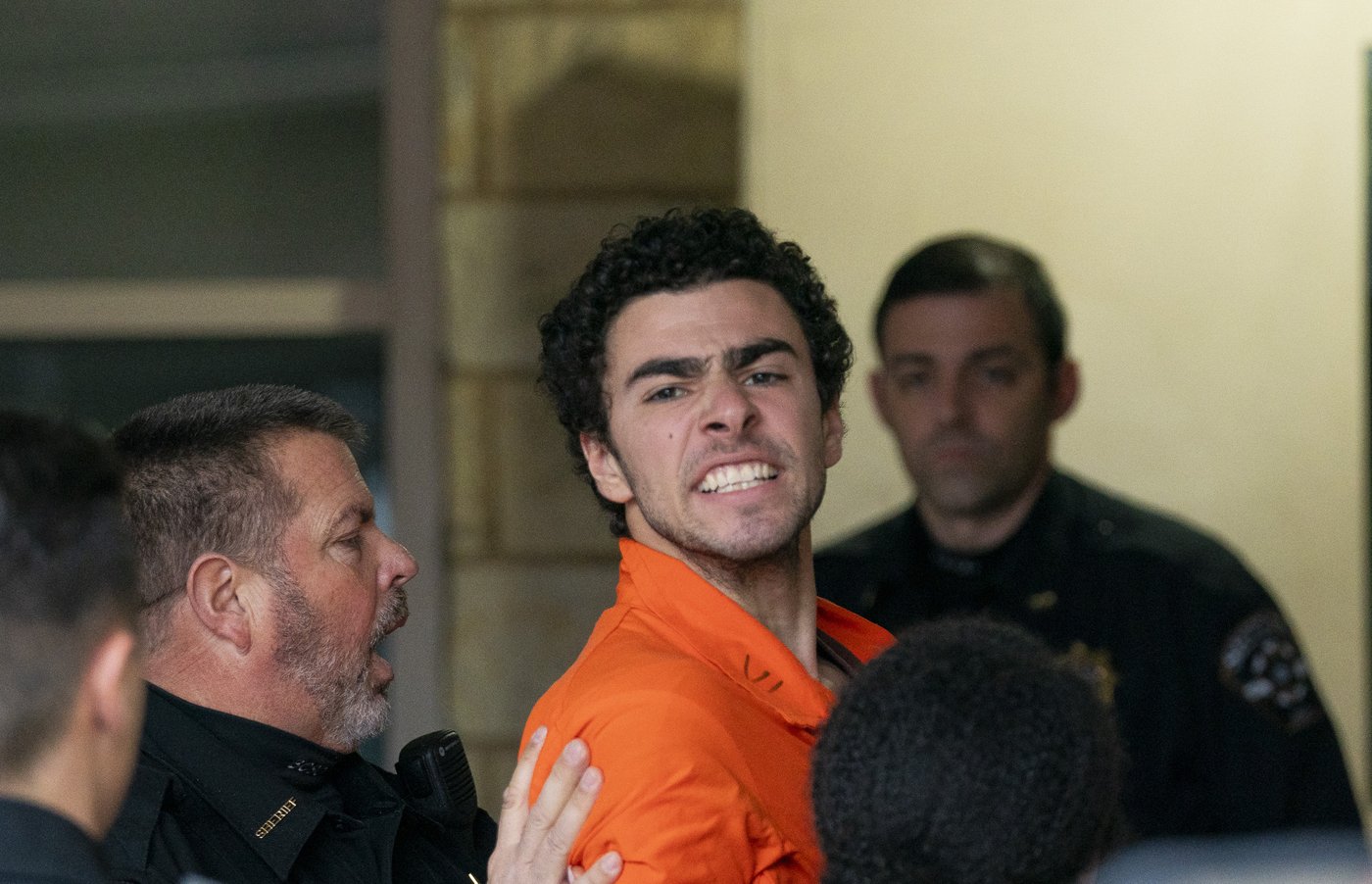 Prosecutors charge suspect with killing UnitedHealthcare CEO as an act of terrorism | iNFOnews.ca