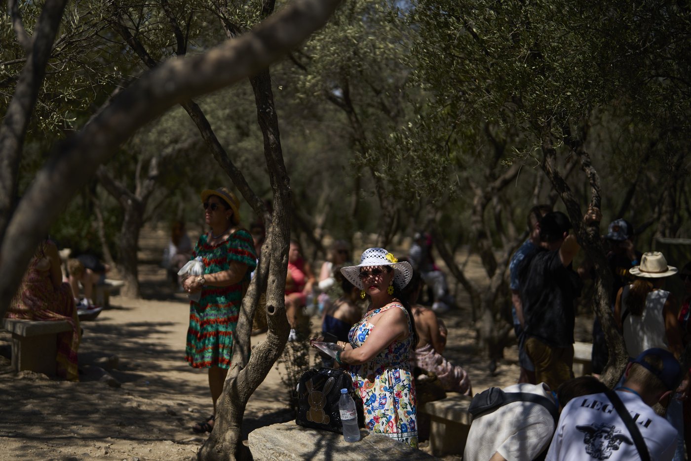 Greece imposes work breaks as a heat wave grips the country | iNFOnews.ca