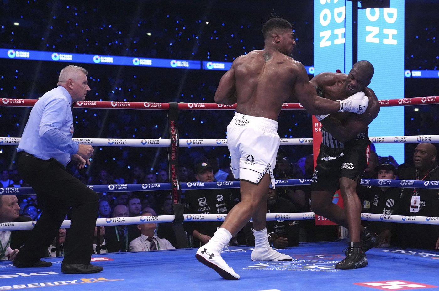 Dubois beats up Joshua to retain IBF heavyweight title with brutal 5th-round knockout | iNFOnews.ca Dubois beats up Joshua to retain IBF heavyweight title with brutal 5th-round knockout | iNFOnews.ca
