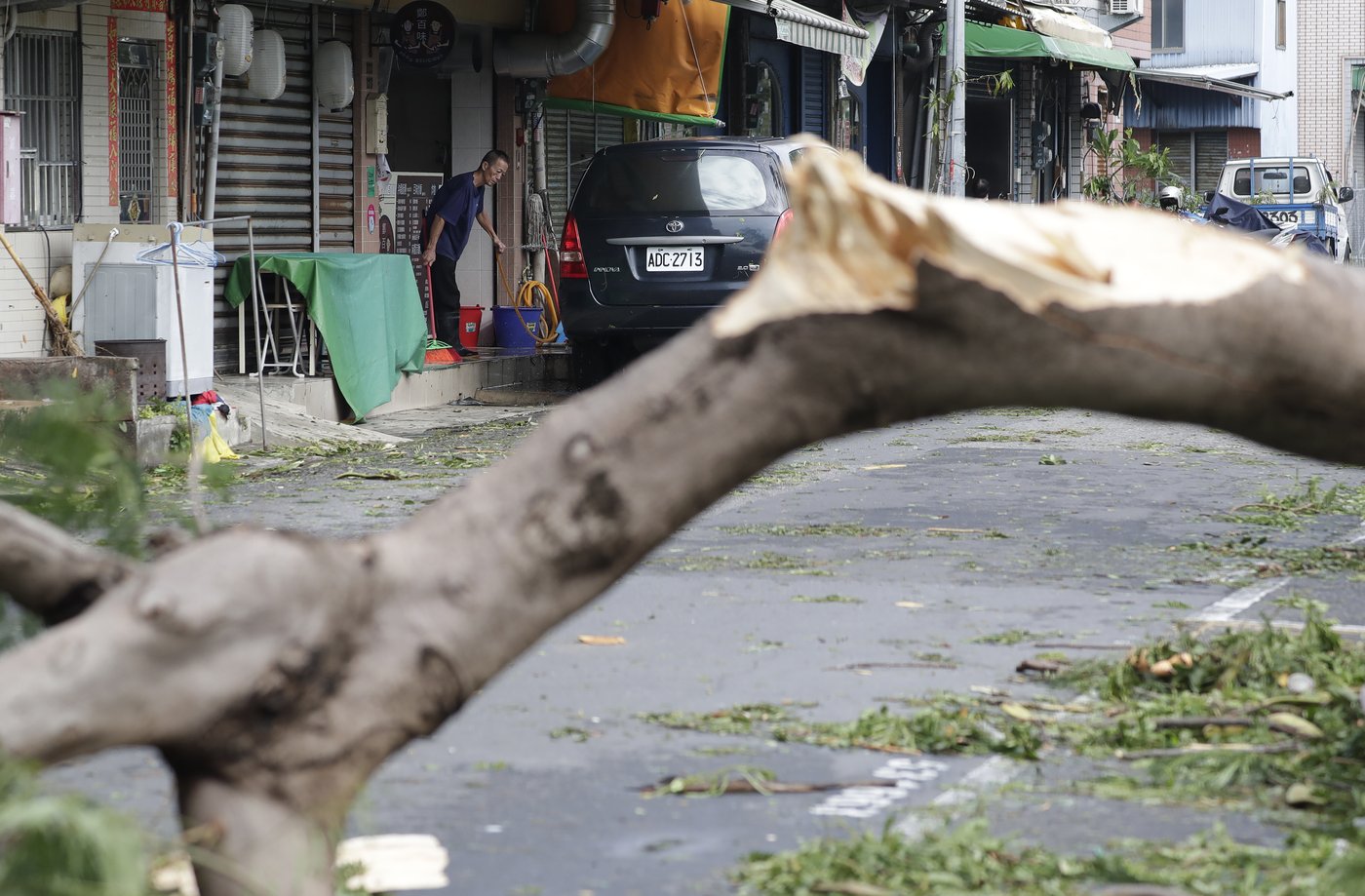 Work and travel resume across Taiwan after Typhoon Krathon finally dissipates | iNFOnews.ca Work and travel resume across Taiwan after Typhoon Krathon finally dissipates | iNFOnews.ca