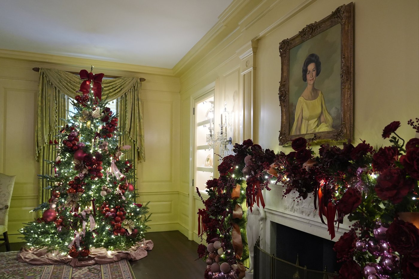 It's the final holiday stretch at the Biden White House. The theme is 'A Season of Peace and Light' | iNFOnews.ca
