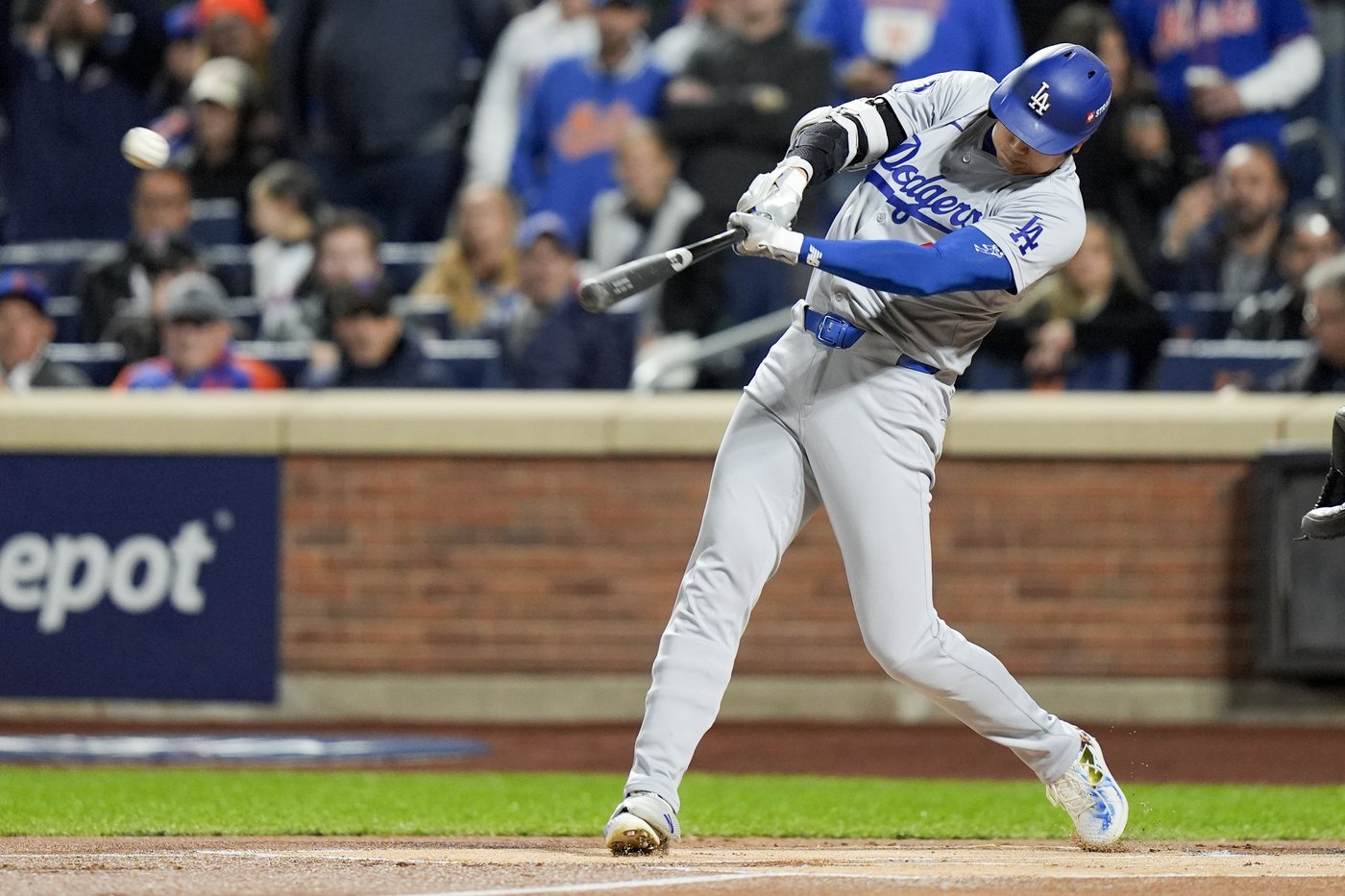 Shohei Ohtani homers to lead off NLCS Game 4 for Dodgers against Mets | iNFOnews.ca