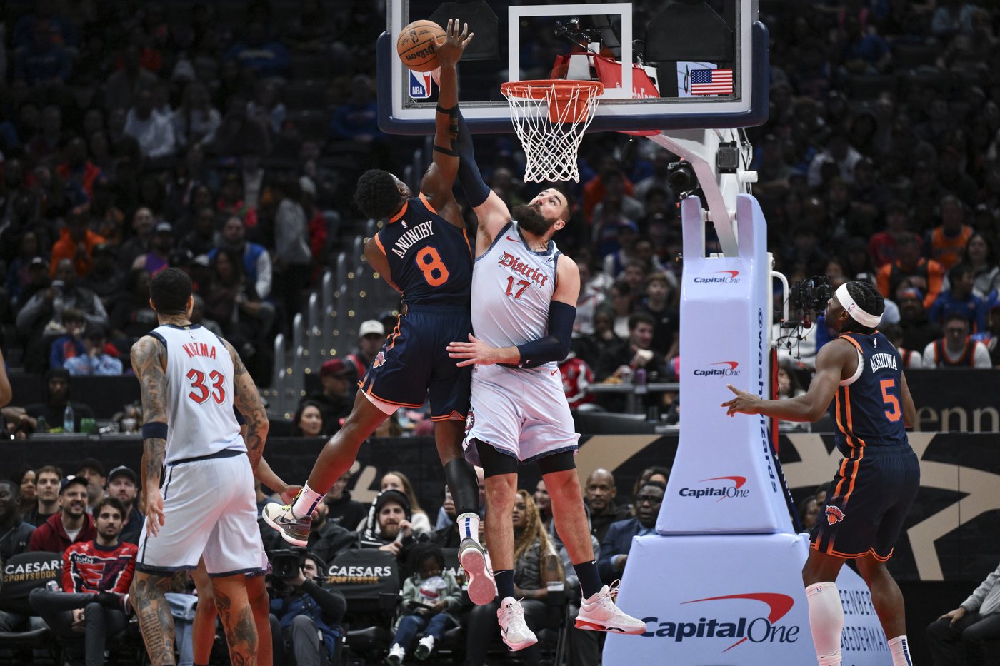 Hart's triple-double, Towns' 32 points lead Knicks to 8th straight win, 126-106 over Wizards | iNFOnews.ca Hart's triple-double, Towns' 32 points lead Knicks to 8th straight win, 126-106 over Wizards | iNFOnews.ca