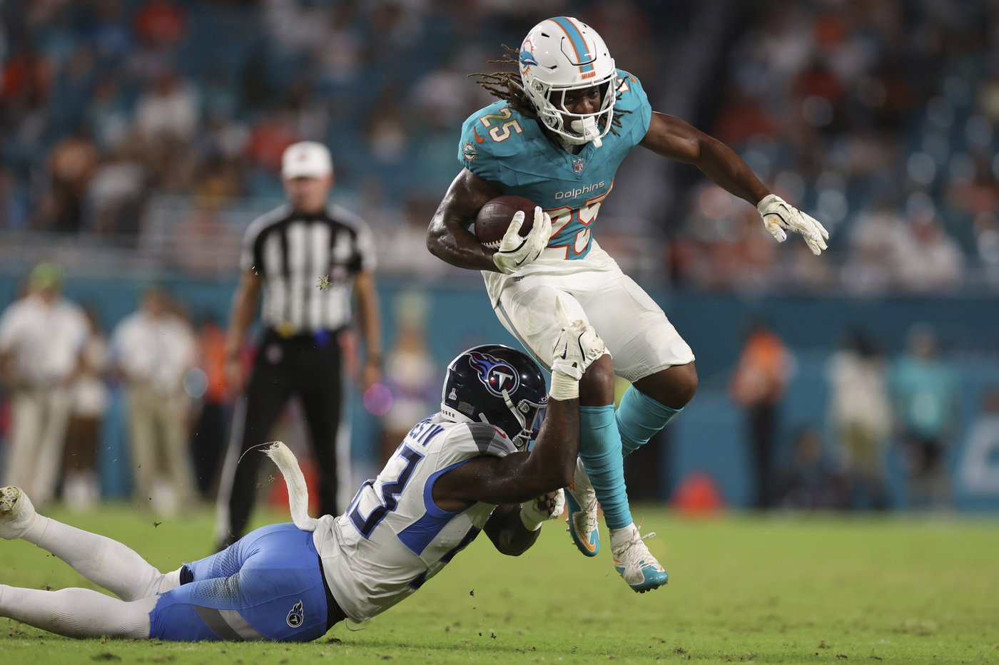 Dolphins offense extends difficult start in 31-12 loss to Titans | iNFOnews.ca