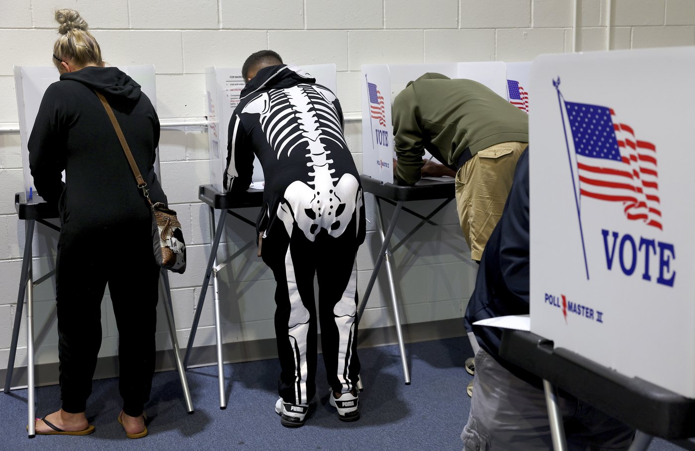 PHOTO COLLECTION: AP Top Photos of the Month, October 2024 | iNFOnews.ca PHOTO COLLECTION: AP Top Photos of the Month, October 2024 | iNFOnews.ca