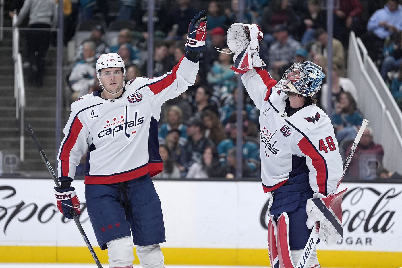 Capitals' Logan Thompson resumes skating with Aliaksei Protas close to getting back on the ice | iNFOnews.ca