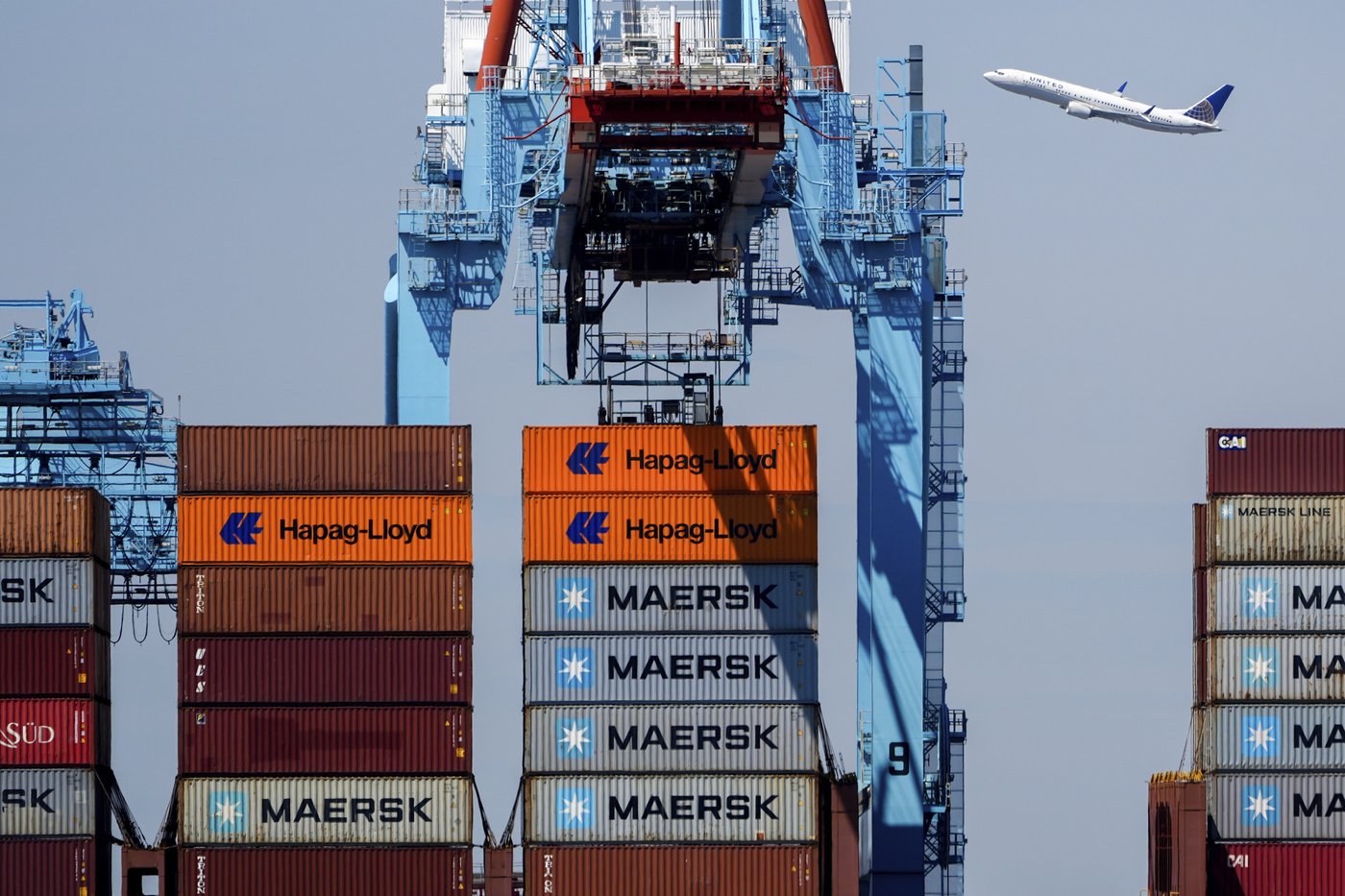 A dozen states sue the Trump administration to stop tariff policy | iNFOnews.ca