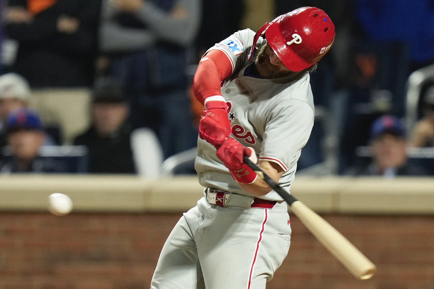 Phillies one defeat from elimination after 7-2 loss to Mets in Game 3 of NLDS | iNFOnews.ca