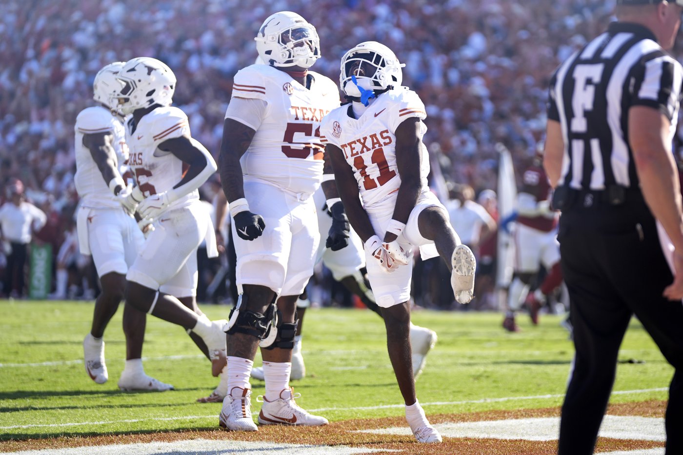 No. 1 Texas gets biggest SEC test yet vs. No. 5 Georgia, the team that started season on top | iNFOnews.ca No. 1 Texas gets biggest SEC test yet vs. No. 5 Georgia, the team that started season on top | iNFOnews.ca