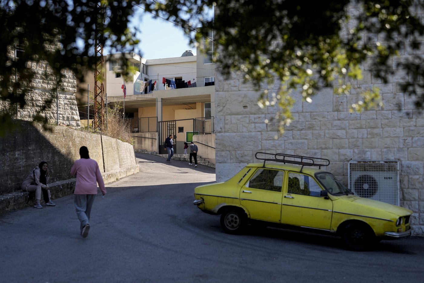 As Israel strikes deeper into Lebanon, fear rises in communities where the displaced took refuge | iNFOnews.ca