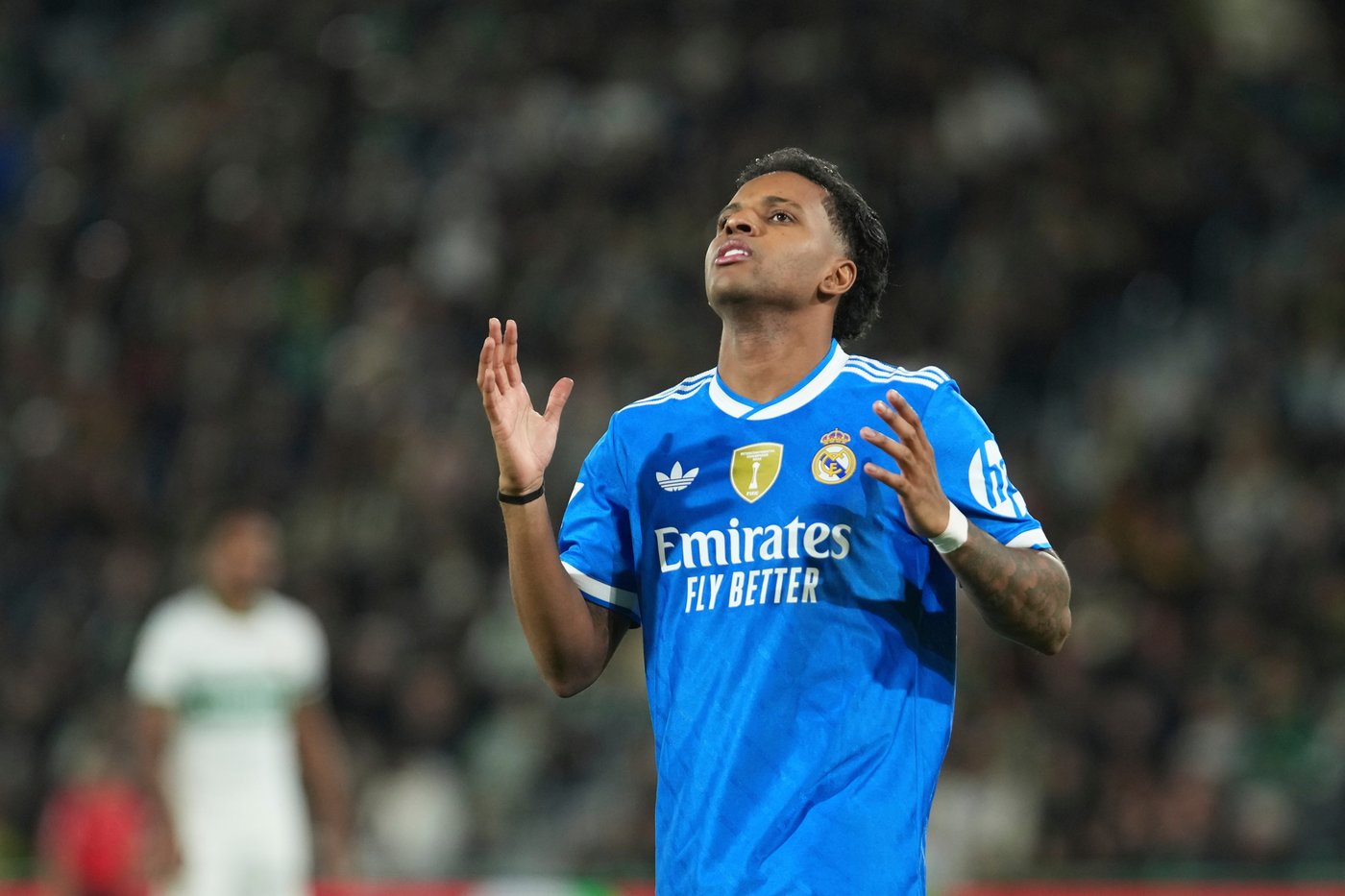 Real Madrid's winless streak continues with 2-2 draw at Elche, Bellingham gets late equalizer | iNFOnews.ca Real Madrid's winless streak continues with 2-2 draw at Elche, Bellingham gets late equalizer | iNFOnews.ca