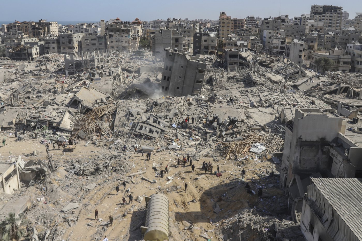 Gaza is in ruins after Israel's yearlong offensive. Rebuilding may take decades | iNFOnews.ca Gaza is in ruins after Israel's yearlong offensive. Rebuilding may take decades | iNFOnews.ca