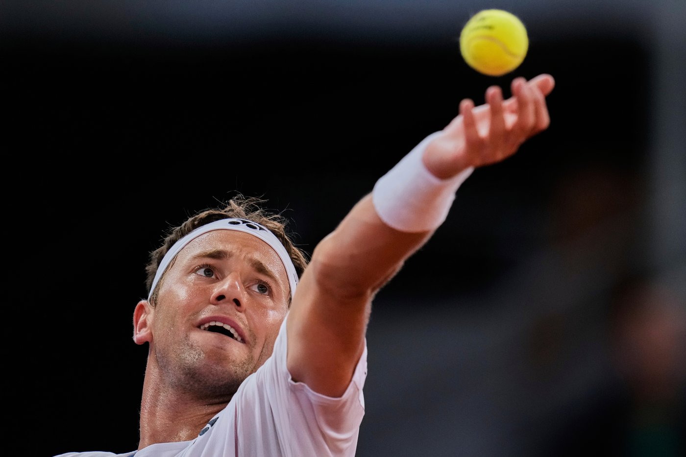 With help from painkillers, Ruud beats Cerundolo to reach Madrid Open final against Draper | iNFOnews.ca With help from painkillers, Ruud beats Cerundolo to reach Madrid Open final against Draper | iNFOnews.ca