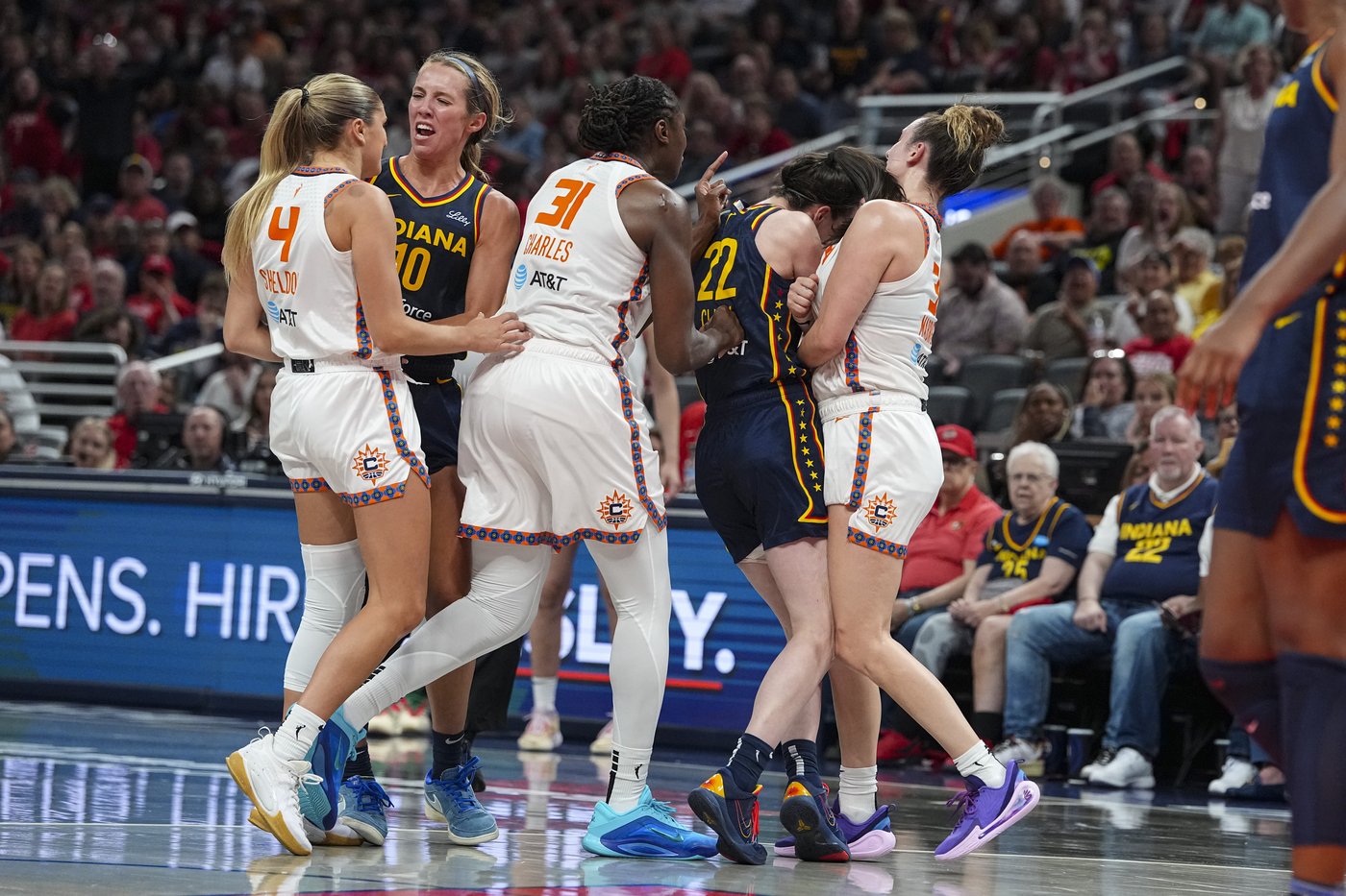 Marina Mabrey's foul on Caitlin Clark upgraded to Flagrant-2, AP source says | iNFOnews.ca