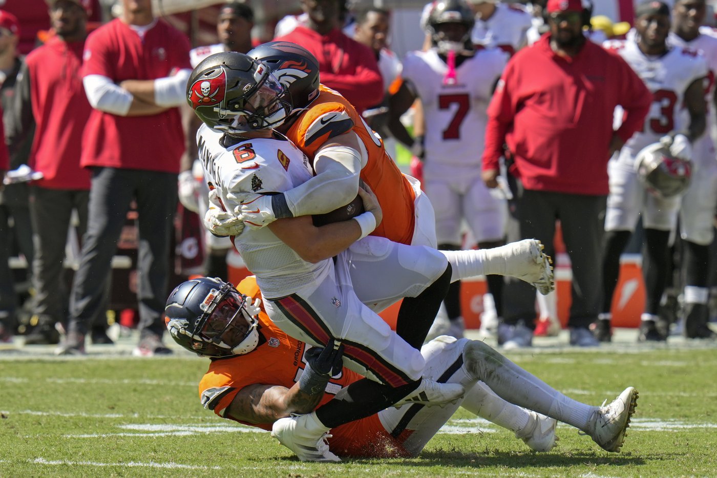 Mayfield-led Buccaneers sputter offensively in 26-7 loss to previously winless Broncos | iNFOnews.ca Mayfield-led Buccaneers sputter offensively in 26-7 loss to previously winless Broncos | iNFOnews.ca