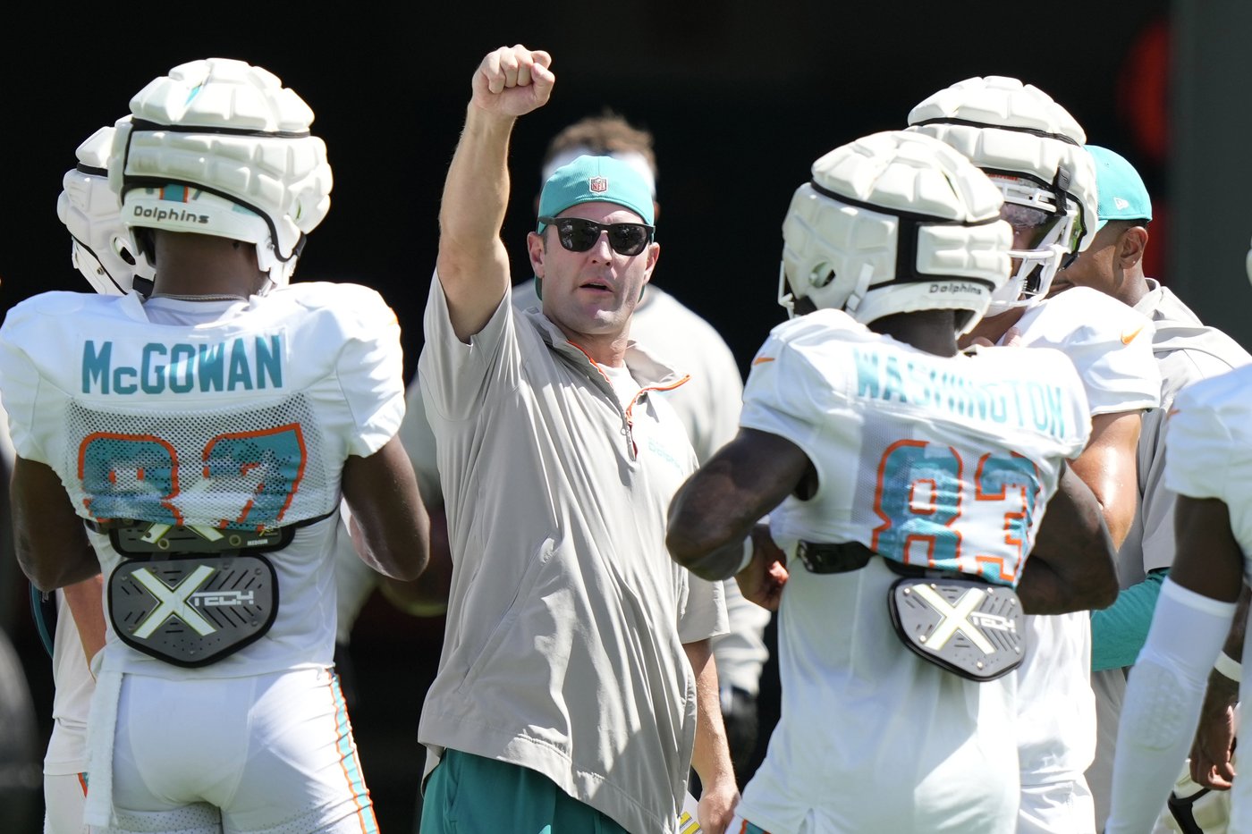 Dolphins fire special teams coordinator Danny Crossman and receivers coach Wes Welker | iNFOnews.ca Dolphins fire special teams coordinator Danny Crossman and receivers coach Wes Welker | iNFOnews.ca
