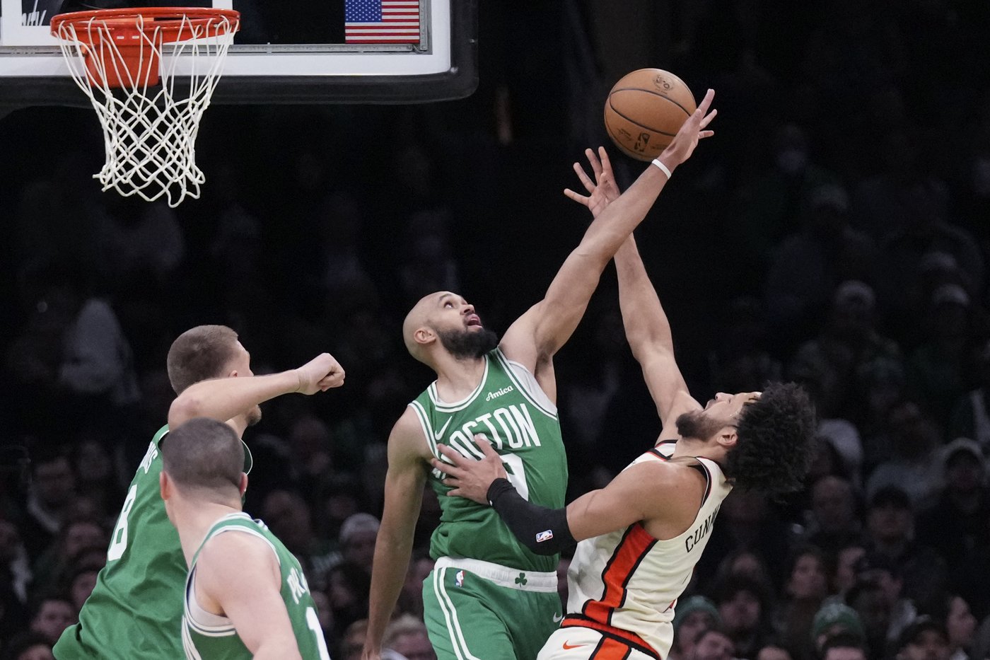 Celtics withstand 3-point spree to beat the Pistons 130-120 | iNFOnews.ca Celtics withstand 3-point spree to beat the Pistons 130-120 | iNFOnews.ca