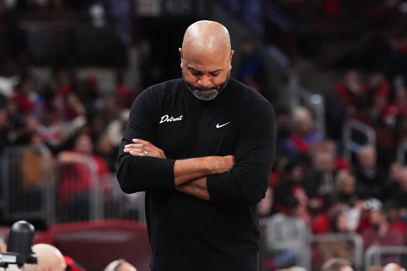 Pistons coach J.B. Bickerstaff says gambling implications are scary for NBA players and coaches | iNFOnews.ca