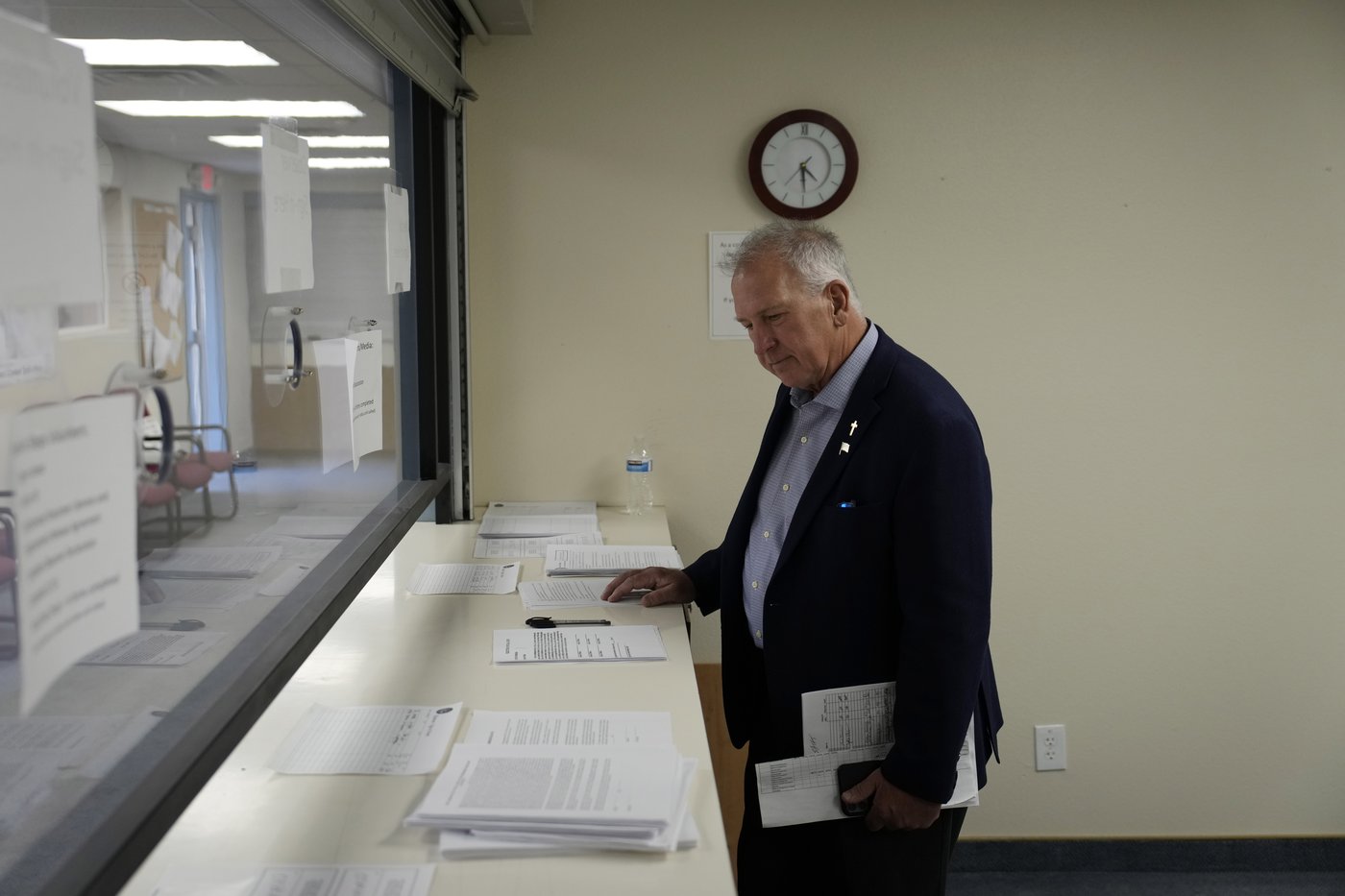 Election conspiracy theories fueled a push to hand-count votes, but doing so is risky and slow | iNFOnews.ca Election conspiracy theories fueled a push to hand-count votes, but doing so is risky and slow | iNFOnews.ca