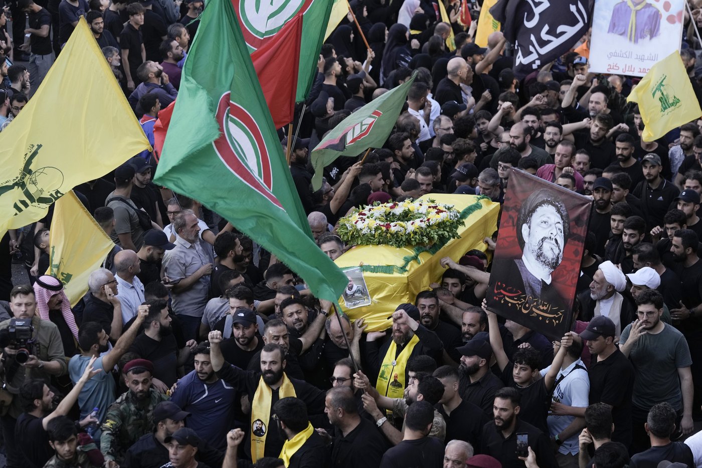 Former Israeli spies describe attack using exploding electronic devices against Hezbollah | iNFOnews.ca