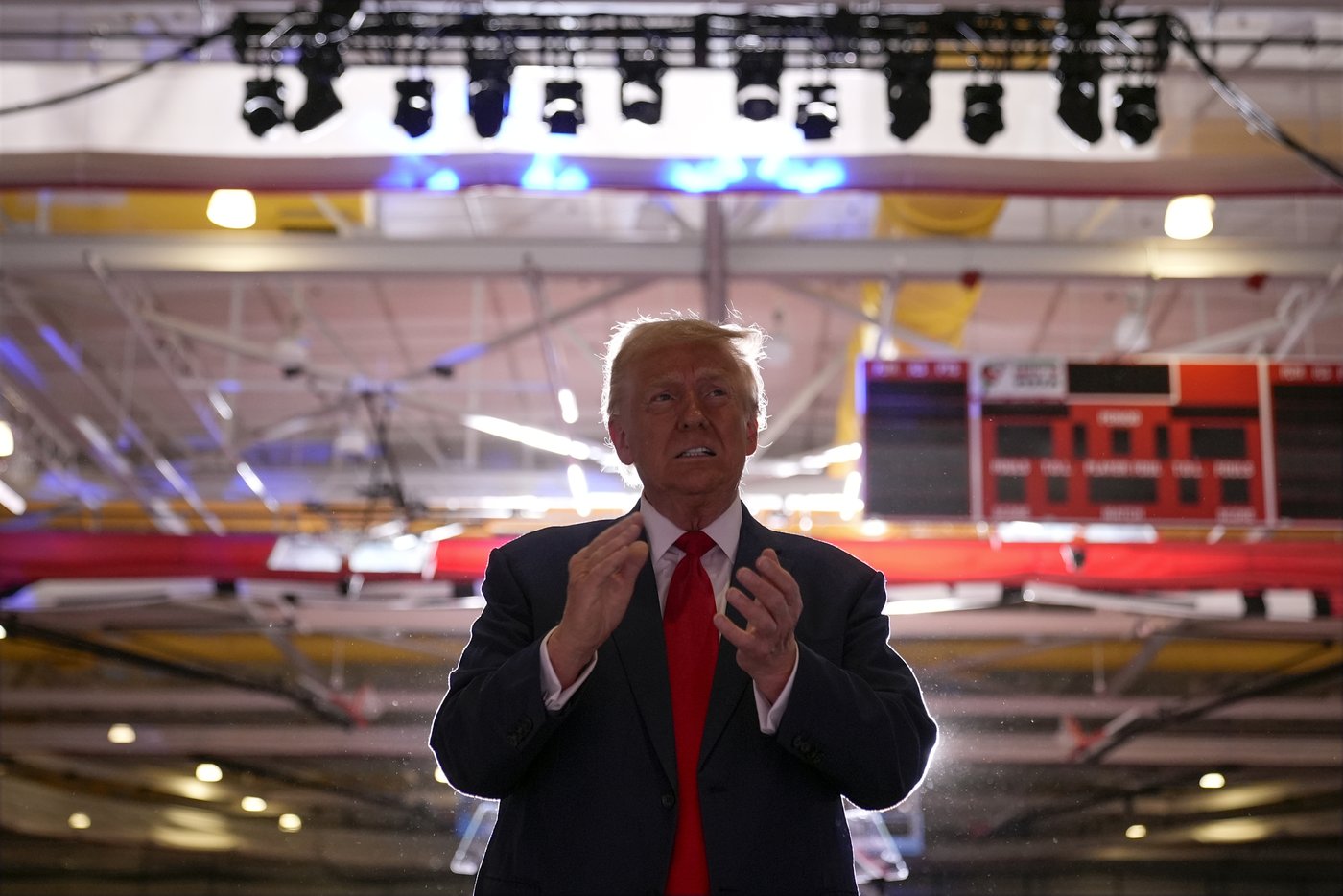 Assassination attempts and new threats have reshaped how Donald Trump campaigns | iNFOnews.ca